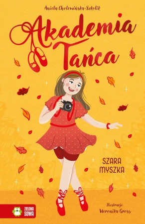 Akademia Tańca. Szara myszka