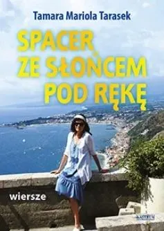 Spacer ze słońcem pod rękę